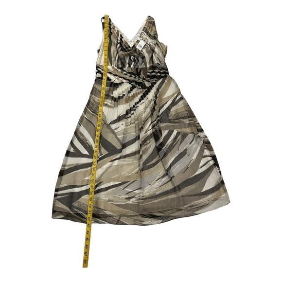 Banana Republic Dress Size 8 - Picture 9 of 10